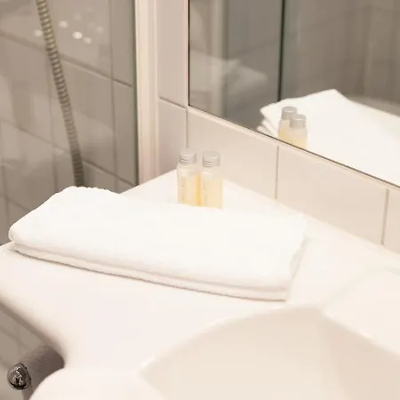 Ambiente 3* مونستر